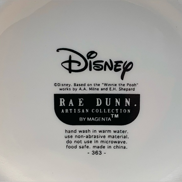 Rae Dunn Disney Winnie The Pooh Hunny Pot Cookie Jar / Canister - Picture 10 of 11